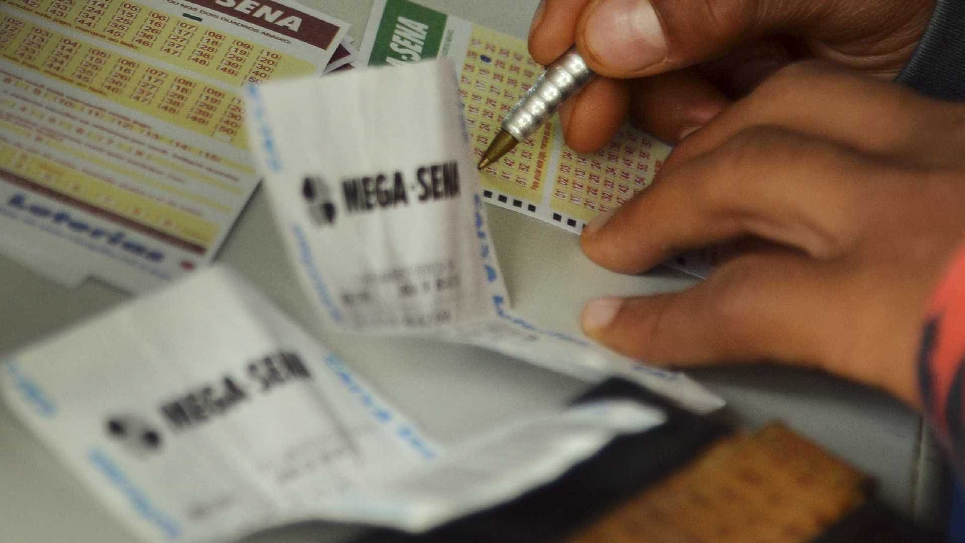 Mega-Sena pode pagar R$ 3 milhões neste sábado (7)