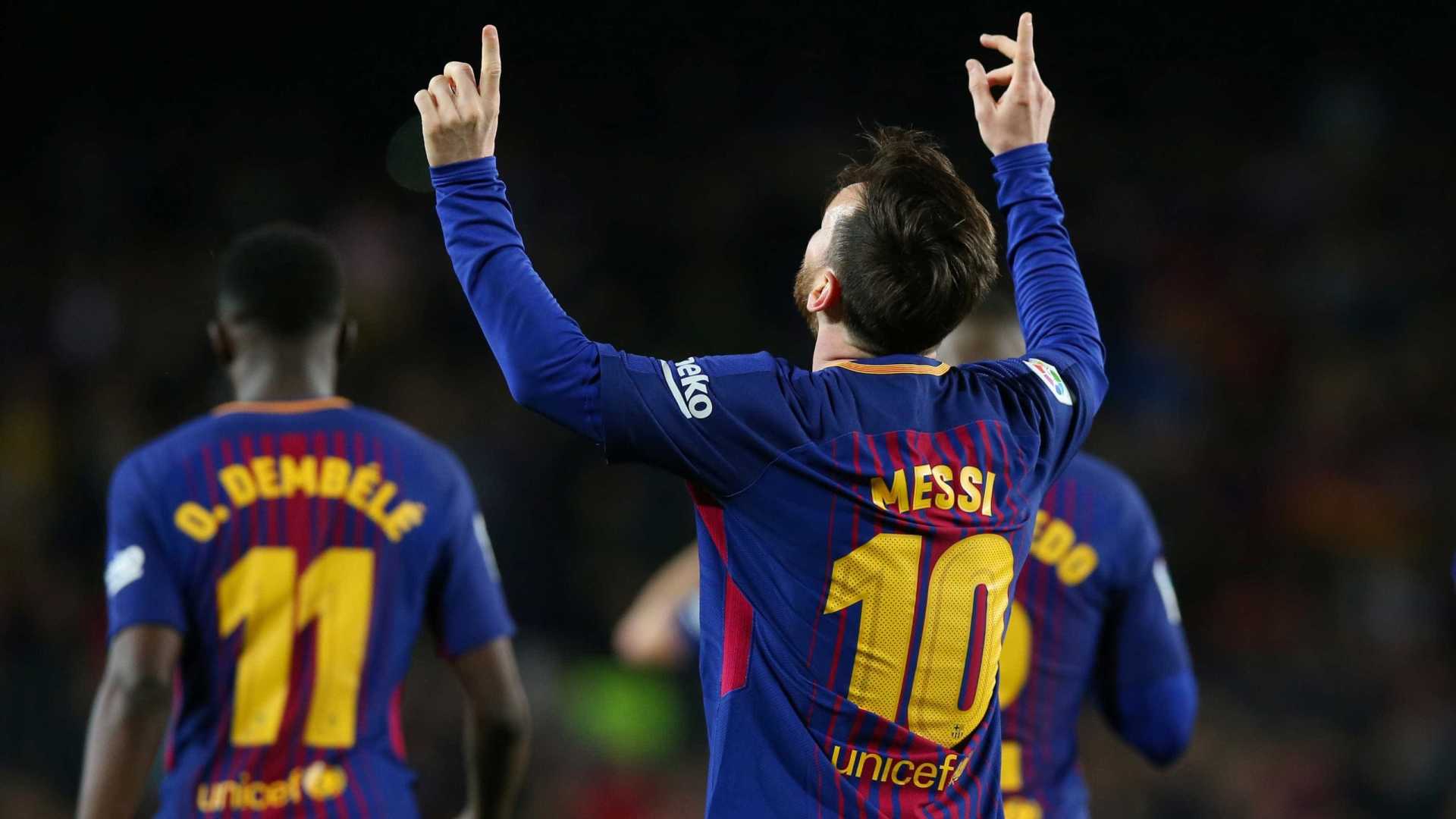 Barça vence com hat-trick de Messi e iguala recorde de invencibilidade