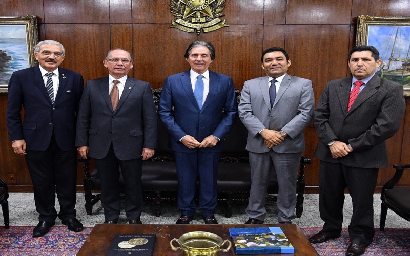 Reunião de Eunício, Nelson Martins e Diassis Diniz viabiliza recursos para agricultura do Estado