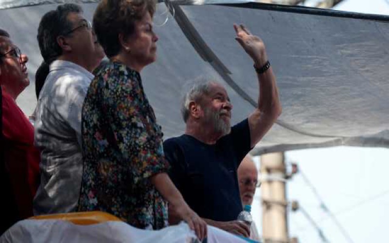 PT lançará pré-candidatura de Lula no dia 27, diz deputado após visita