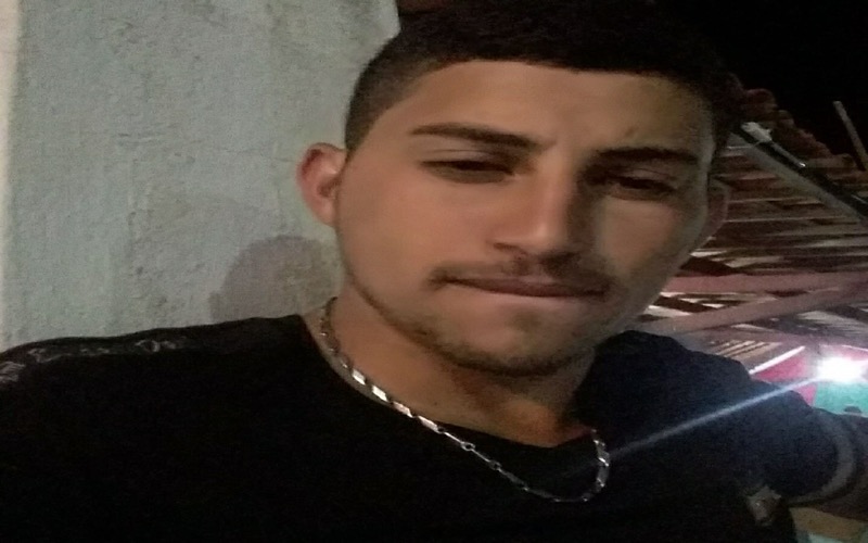 Jovem de 24 anos é executado com 10 tiros em bar na cidade de Jardim-CE