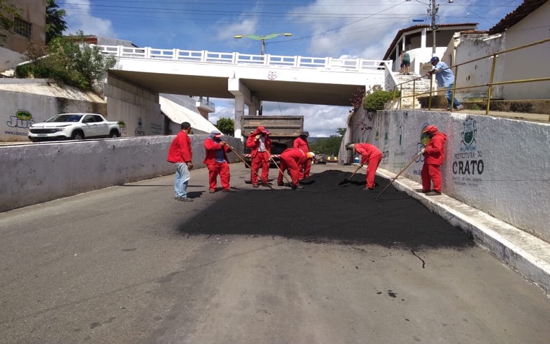 Obras de reconstrução das vias e de recapeamento asfáltico avançam no Crato