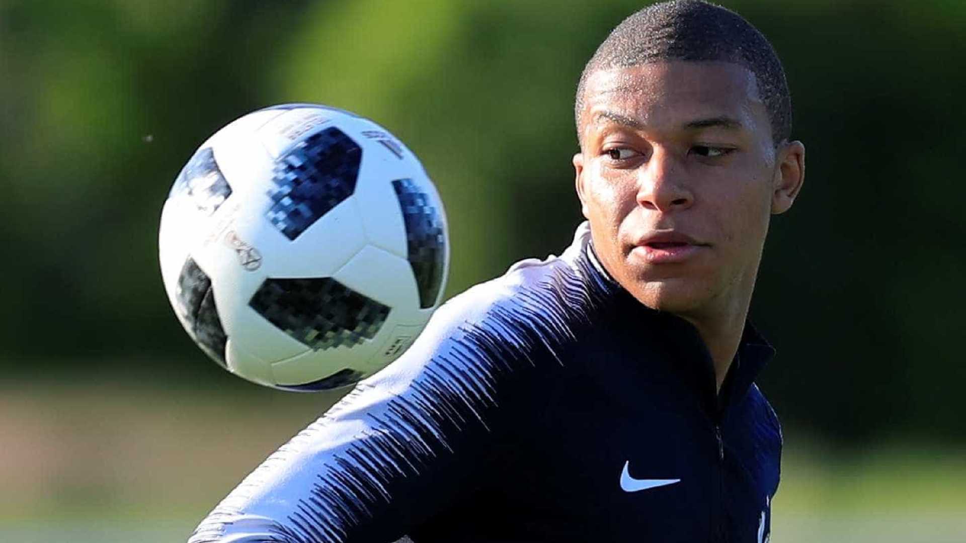 Em preparação para a Copa, França enfrenta a Irlanda nesta segunda