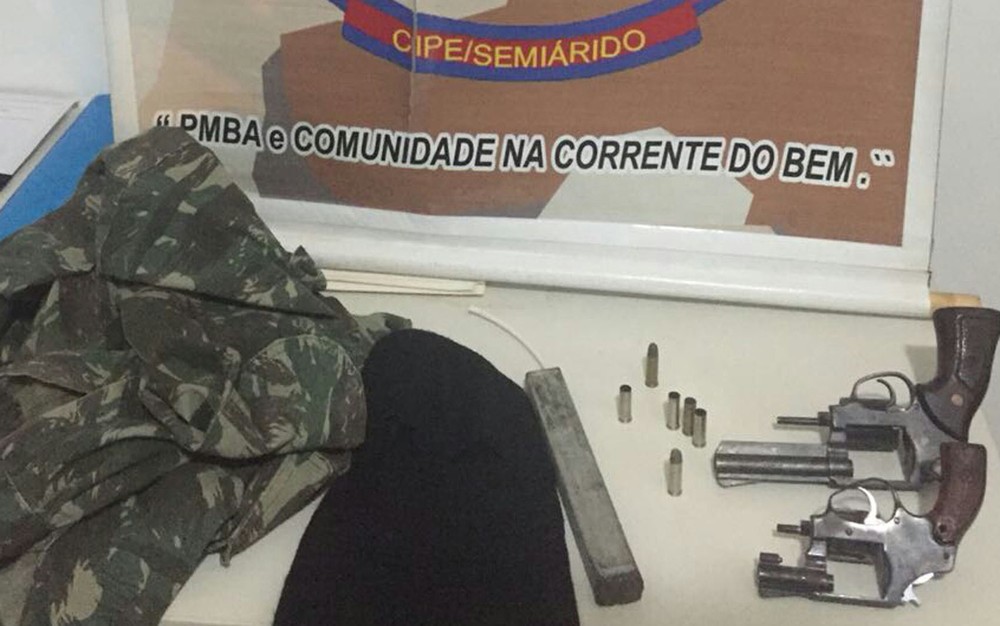 Dois suspeitos de roubo a banco são mortos em confronto com polícia na Bahia