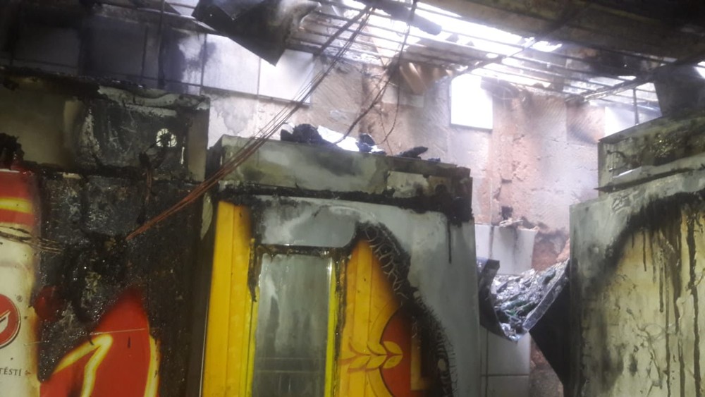 Incêndio atinge restaurante na Zona Norte do Recife