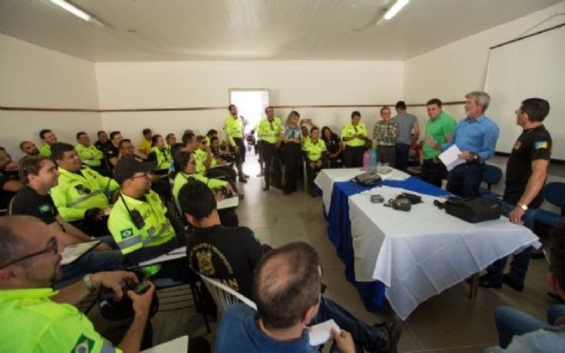 Prefeito de Juazeiro do Norte dialoga com agentes sobre melhorias para o Demutran