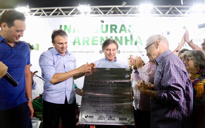 Artilheiros: Eunício e Camilo inauguram Areninha de Limoeiro do Norte