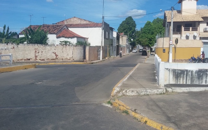 Comunicado do DEMUTRAN Crato: mudança de sentido em ruas do município