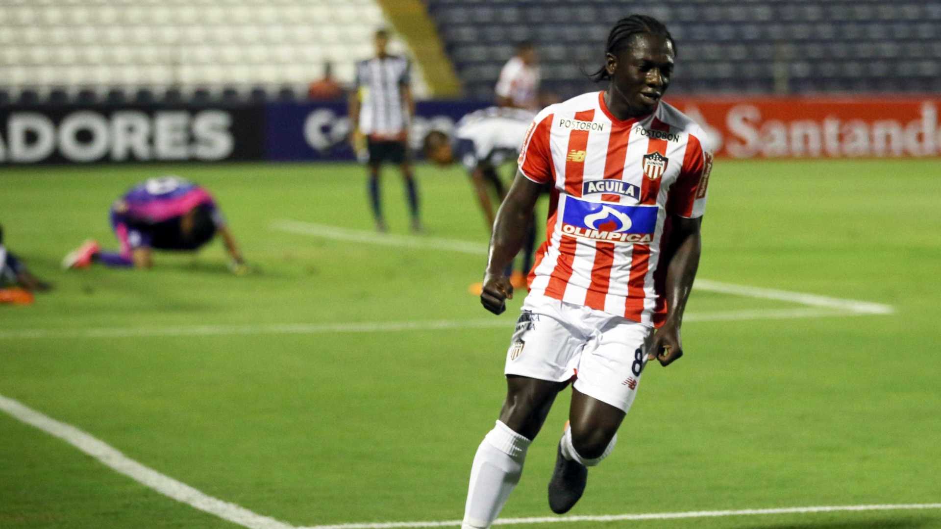 Atlético-MG está próximo de anunciar meia colombiano como reforço