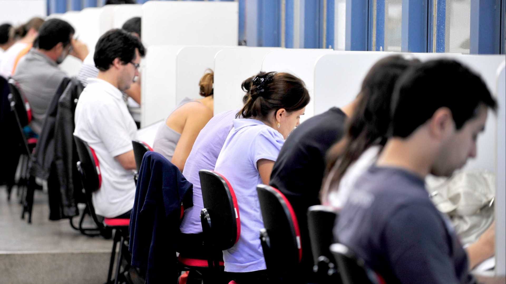 Concursos: 8 órgãos abrem inscrições para 2,1 mil vagas nesta segunda
