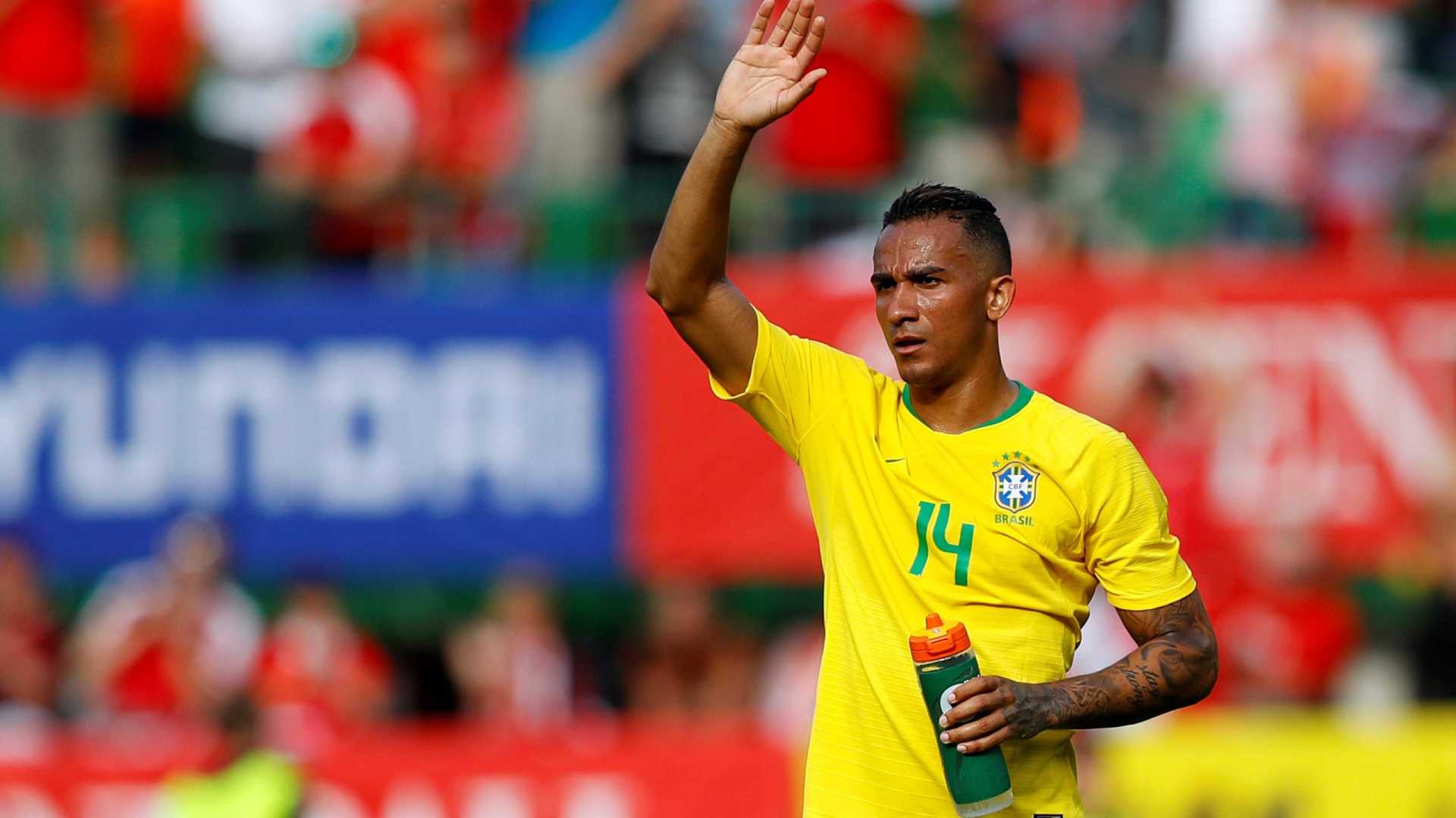 Danilo se lesiona em treinamento e está fora da Copa do Mundo