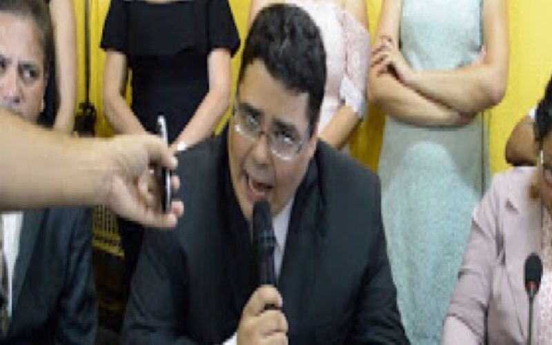 Eleições. Prefeito de Aurora continua sem saber o que fazer