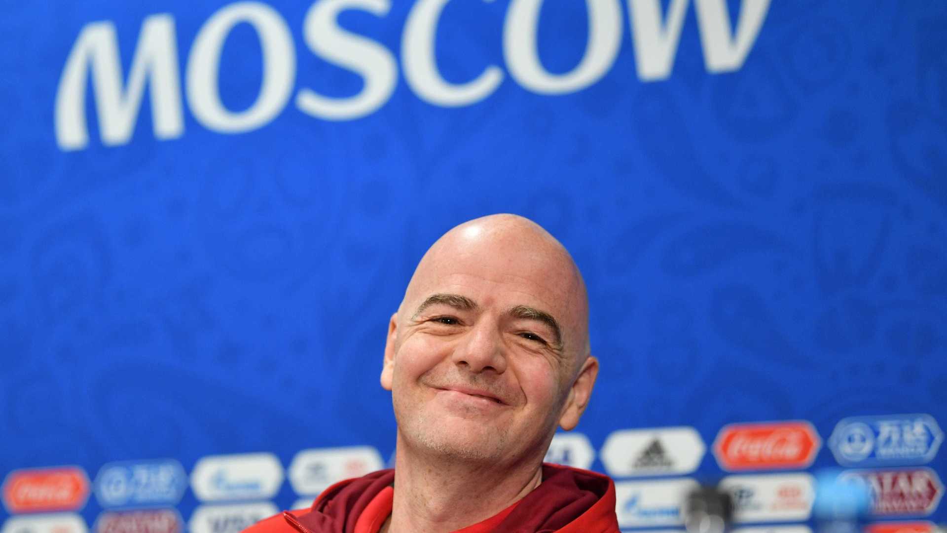 Presidente da Fifa ri sobre desempenho de Neymar na Copa do Mundo