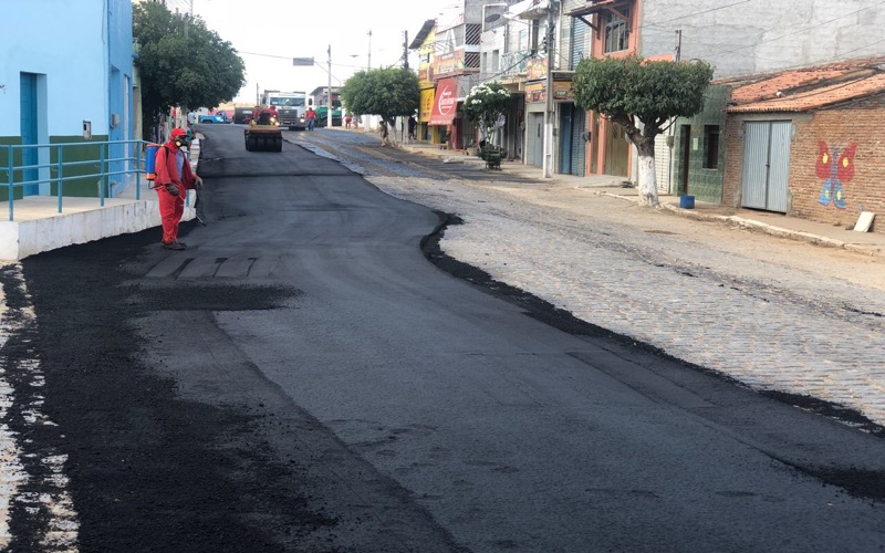 Nova Olinda-CE inicia primeira etapa do Programa Sinalize com 10.000 metros de pavimentação asfáltica em várias ruas da cidade