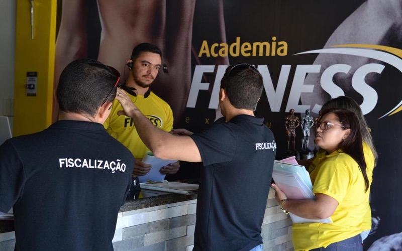 Vigilância Sanitária do Crato auxilia trabalho de vistoria do Conselho Regional de Educação Física