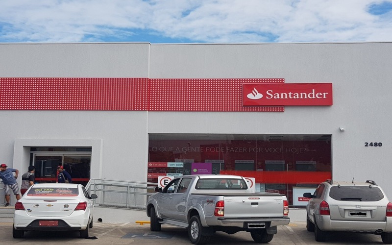 Inaugurada agência do Santander em Juazeiro do Norte