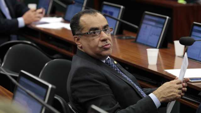 Deputados condenados vão representar Congresso durante recesso