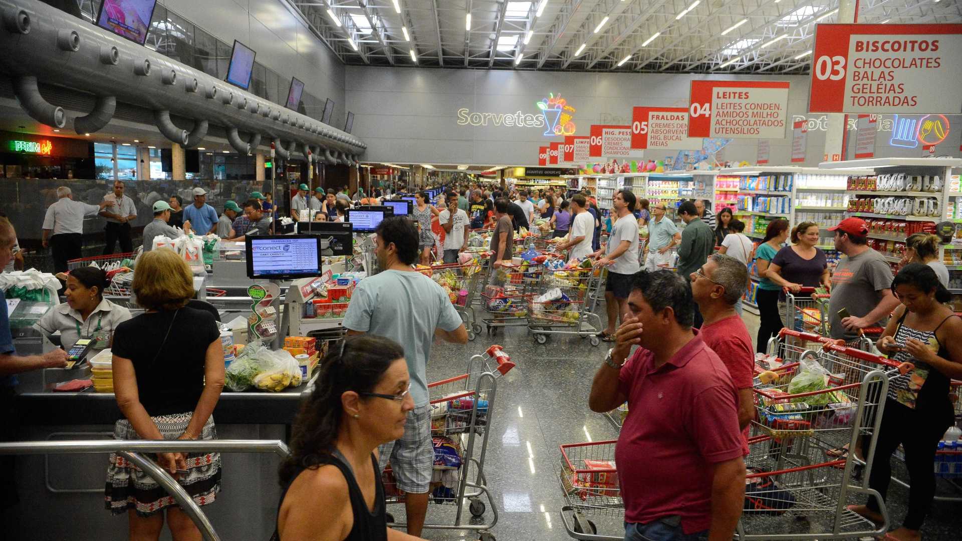 Prévia da inflação, IPCA-15 desacelera para 0,64% em julho, aponta IBGE