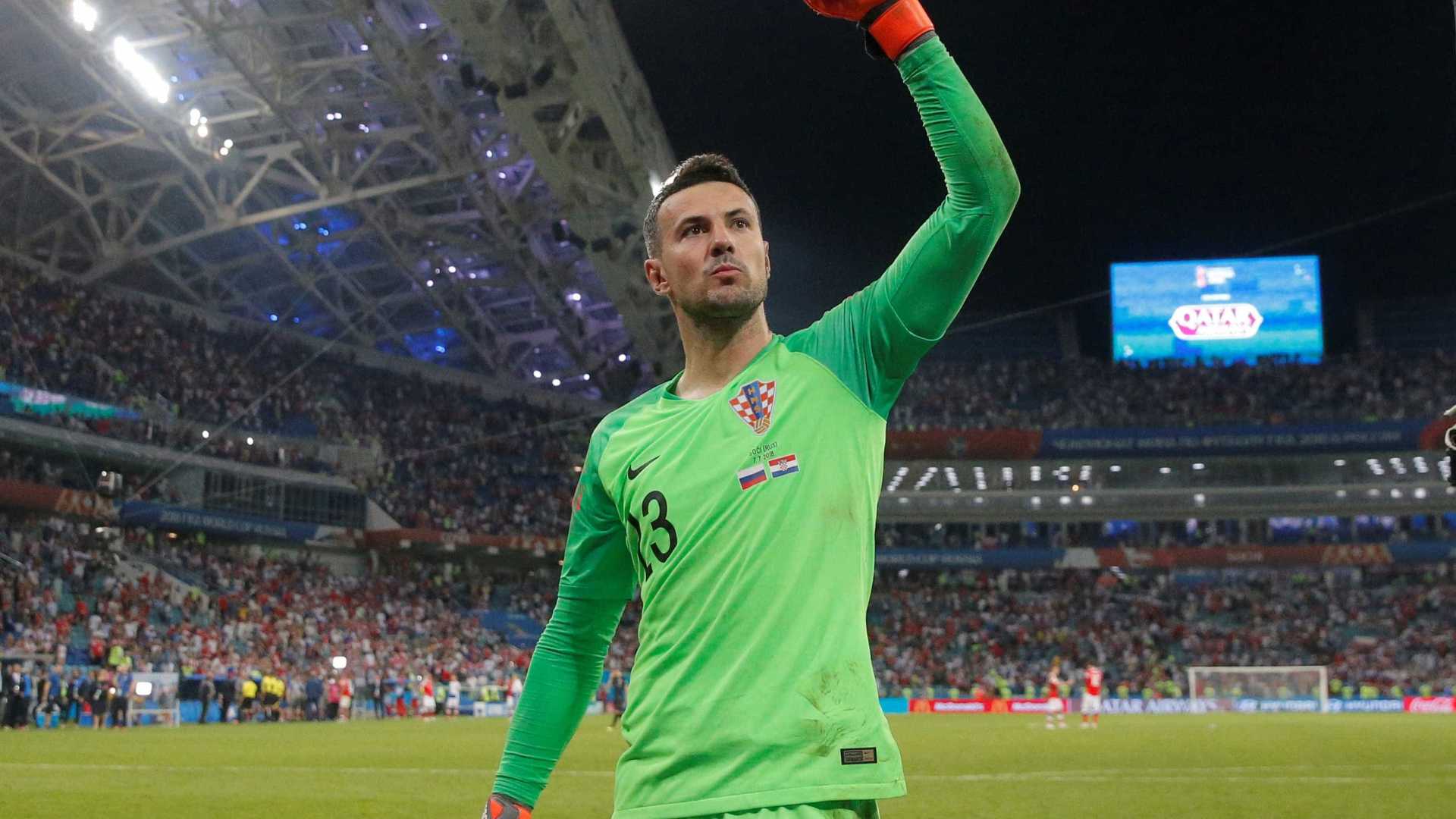 Herói da Croácia, goleiro conta como suportou dores contra Rússia