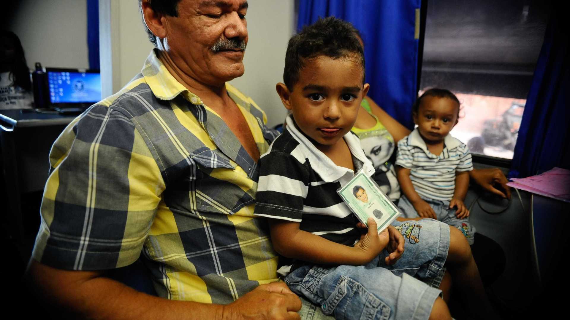 Confira os casos em que a legislação permite mudar o nome de nascimento