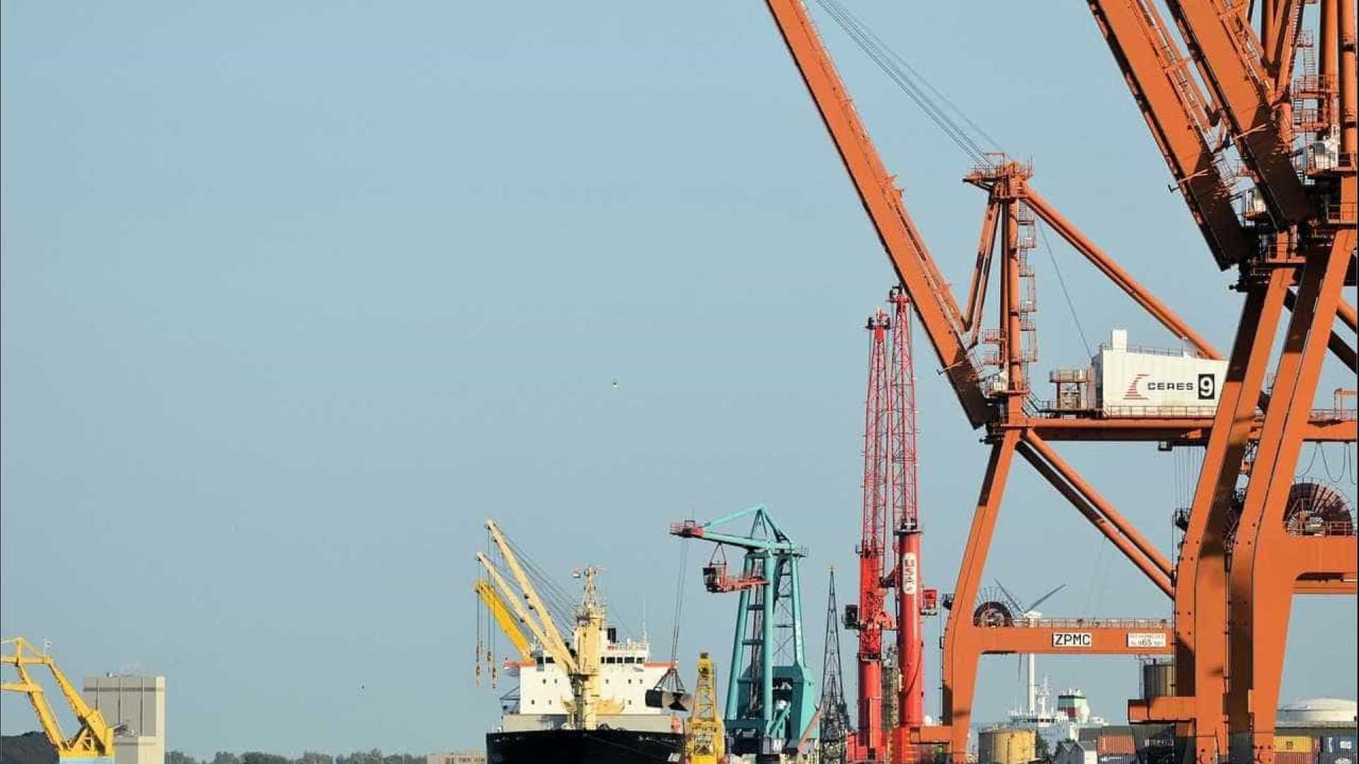 Temer pede à China fim de sobretaxas a frango e açúcar
