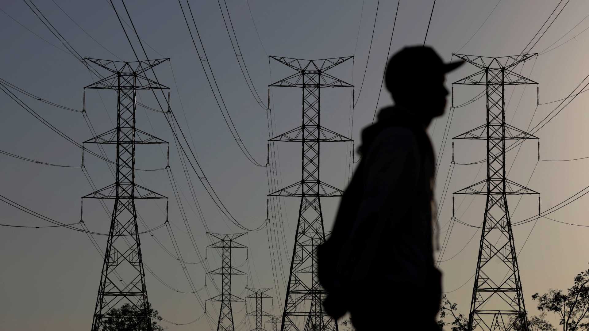 Governo recorre de suspensão de leilão de distribuidoras da Eletrobras