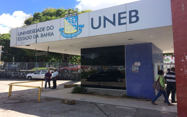 Entenda o sistema de cotas da Uneb para trans, ciganos e portadores de transtorno do espectro autista e deficiência