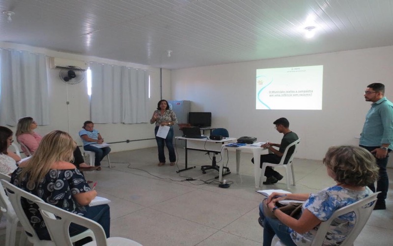 Articulação municipal do Selo UNICEF faz reunião com técnicos da Secretaria de Educação em Crato-CE