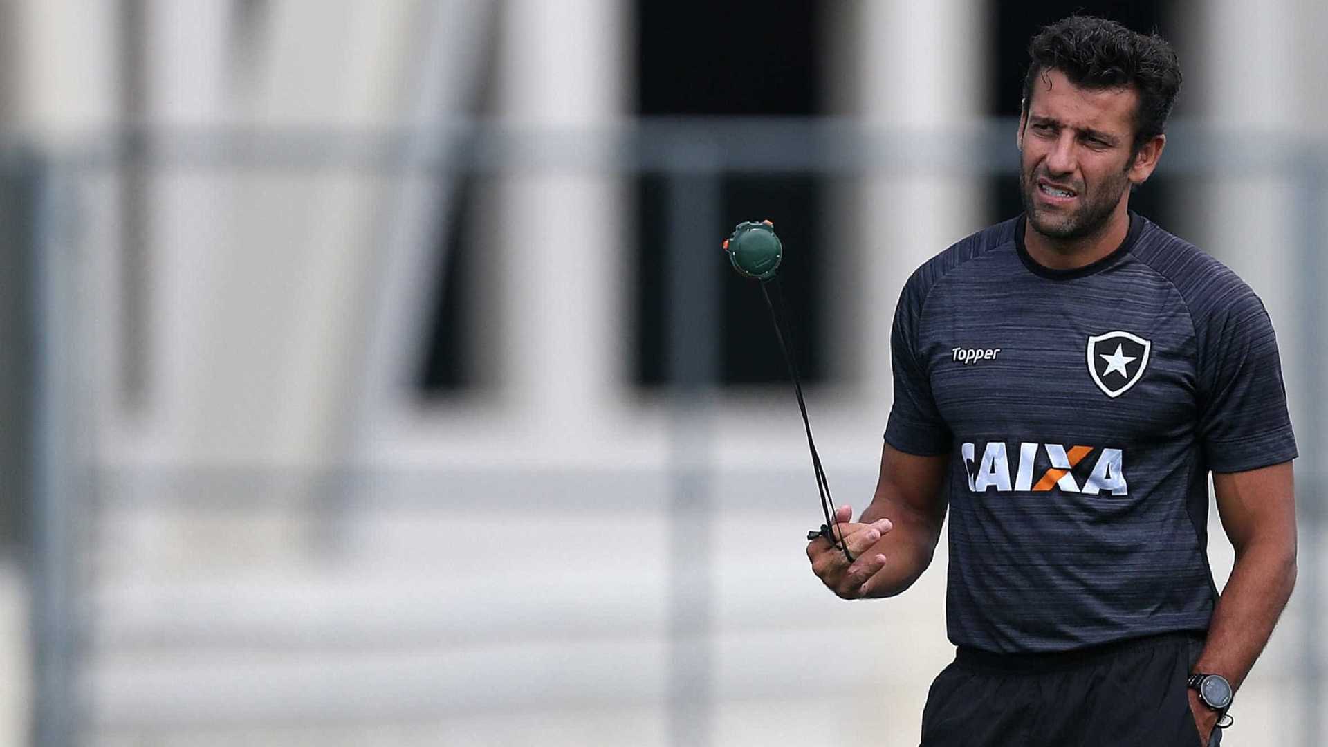 Alberto Valentim é o novo técnico do Vasco