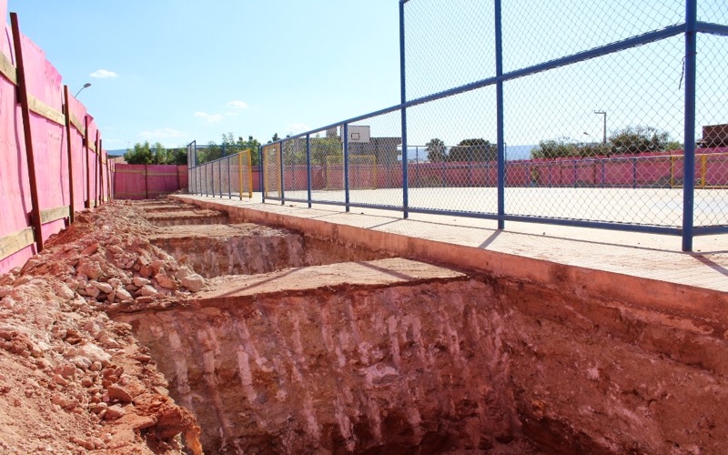 Cobertura da Quadra do Gesso começa a ser construída em Crato