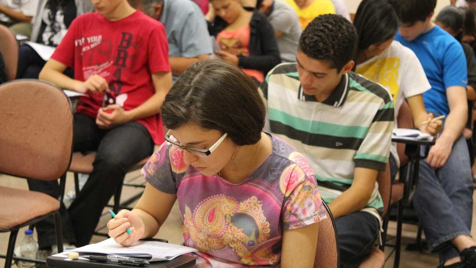 Concursos: órgãos abrem inscrições para mais de 18 mil vagasConcursos: órgãos abrem inscrições para mais de 18 mil vagas