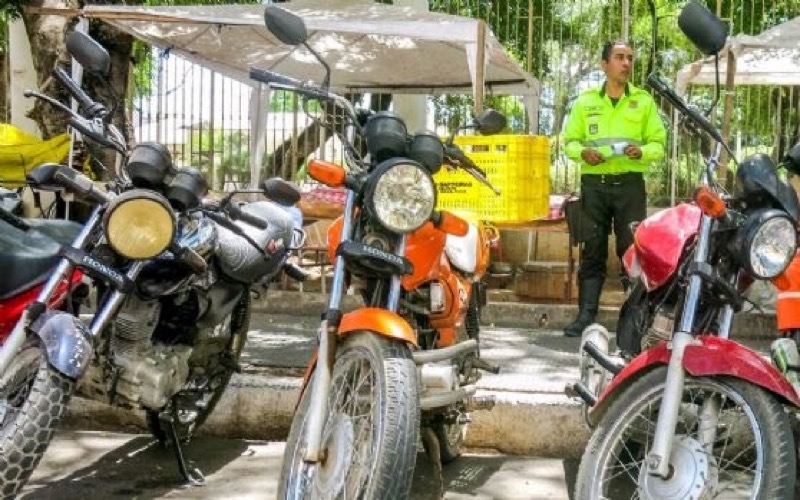 Demutran de Juazeiro do Norte-CE realiza ações educativas e fiscalização de mototaxistas ilegais
