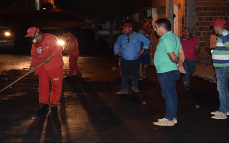 Prefeitura de Granjeiro realiza pavimentação asfáltica das ruas da sede do município