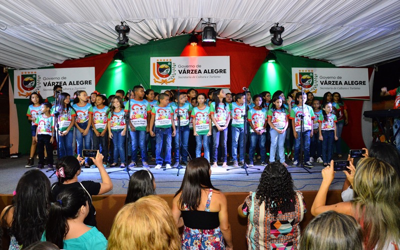 Assistência Social se destaca com apresentações no Barracão Cultural