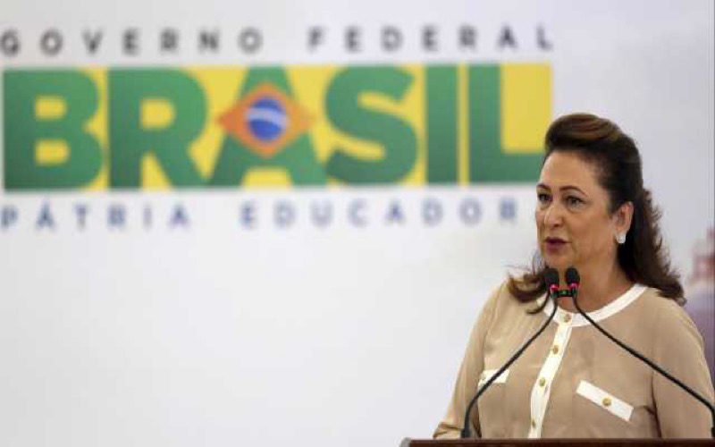 Vice de Ciro defende porte de armas e se opõe a alterar lei do aborto