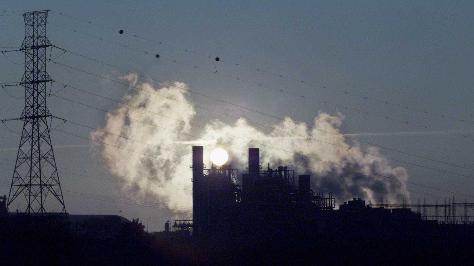 Justiça do Rio suspende leilão de energia desta sexta-feira
