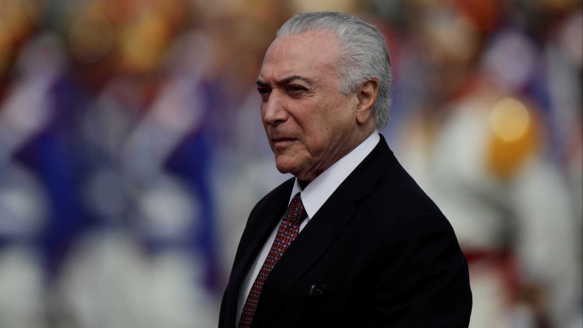 Temer recua sobre veto a reajuste do orçamento do MEC