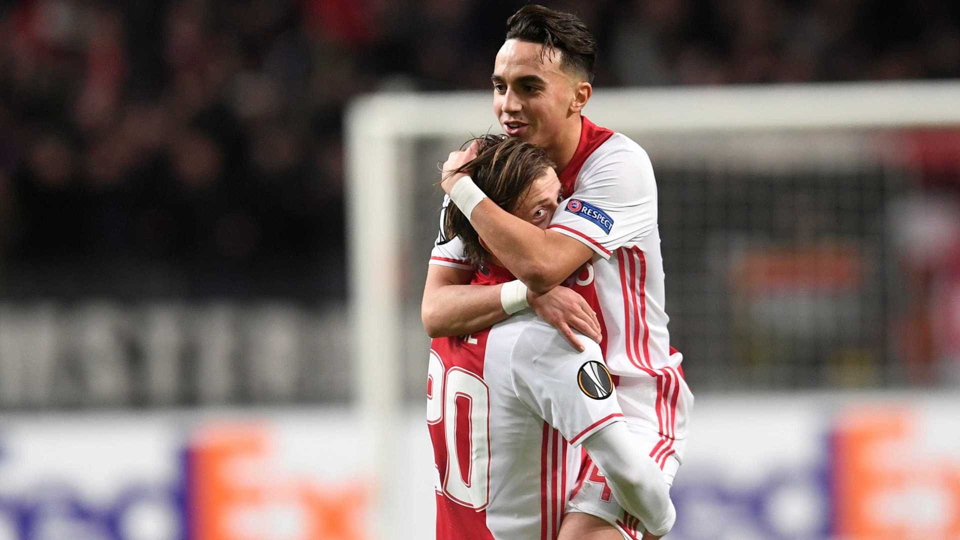 Aposentado aos 20, ex-jogador do Ajax sai do coma depois de um ano