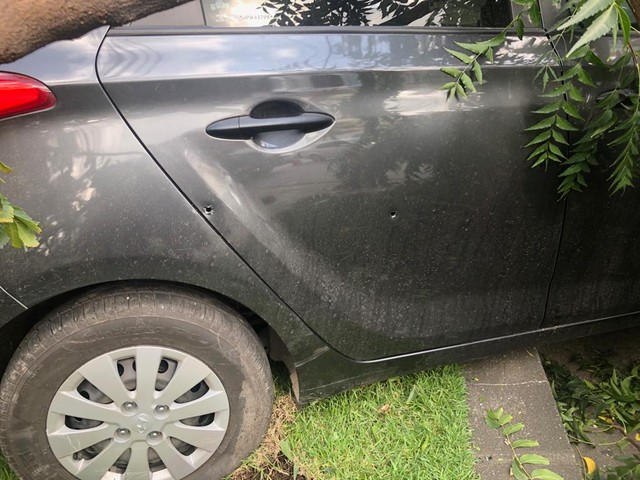 Após perseguição, carro bate em poste e homem procurado pela polícia é preso na Zona Sul do Recife