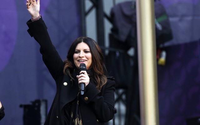 Laura Pausini faz show da nova turnê em Olinda, no Grande Recife