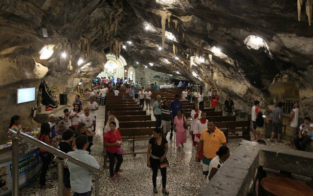 Festa tem expectativa de presença de 550 mil romeiros em festa em Bom Jesus da Lapa na Bahia