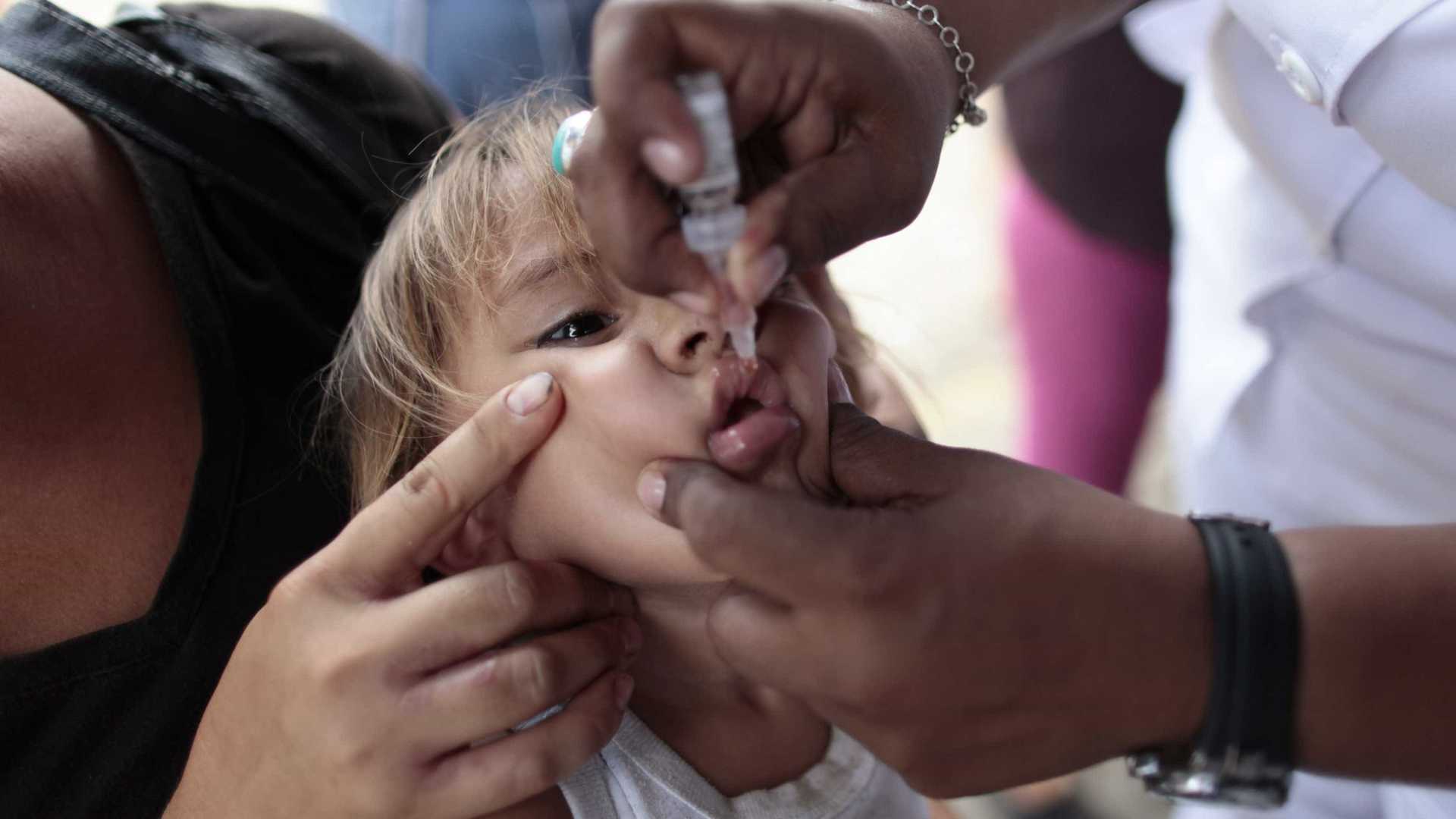 Mais de 40 mil crianças são vacinadas em SP no 1º dia de campanha