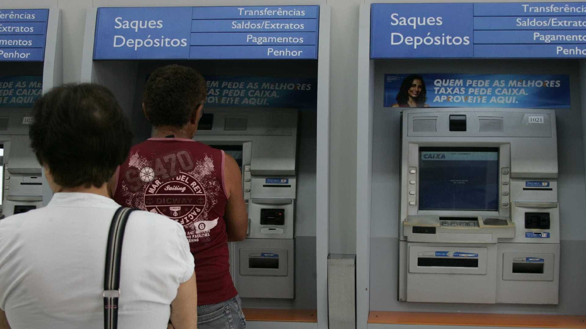 INSS libera consulta à primeira parcela do 13º salário de aposentados