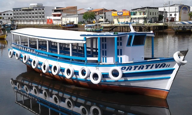 Parada há quase um ano, travessia marítima Ribeira-Plataforma volta a operar no sábado