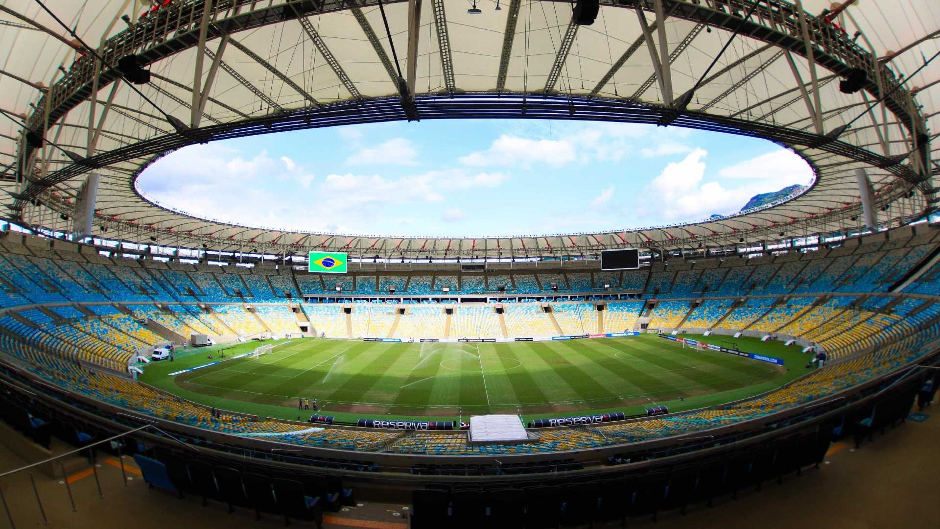 Flamengo e Corinthians se enfrentam nesta quarta no Maracanã