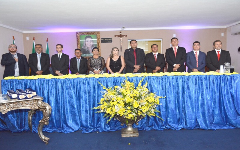 Câmara de Mauriti entrega Títulos e Comendas em Sessão Solene