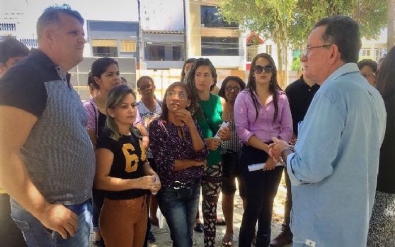 Permissionários visitam a Praça Padre Cícero antes da entrega oficial