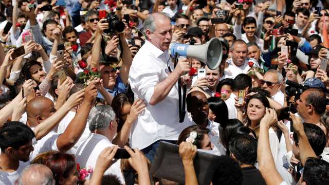 Ciro Gomes é levado a pronto-socorro do Sírio-Libanês