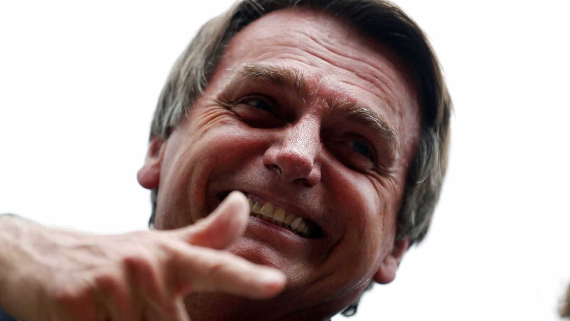 Bolsonaro está tão confiante que já prepara programas para o 2º turno