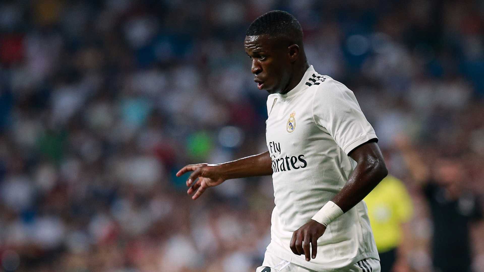 Vinícius Jr. é relacionado e deve finalmente estrear pelo Real Madrid